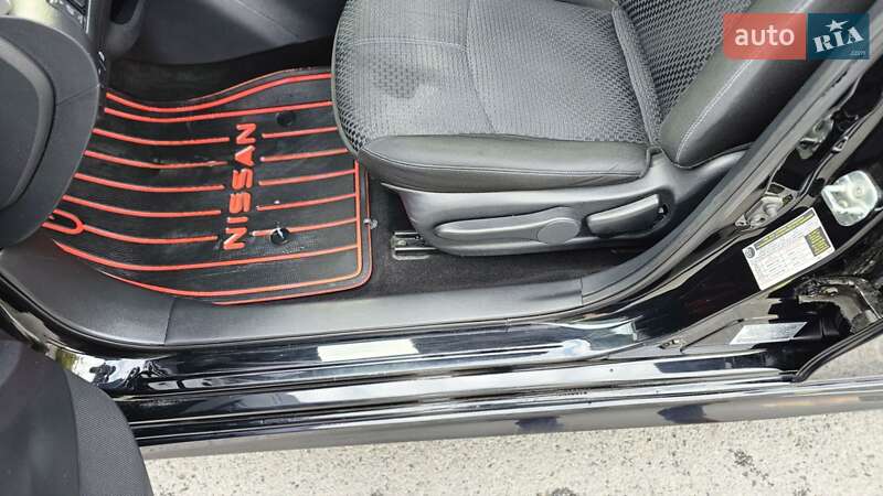 Седан Nissan Sentra 2017 в Днепре