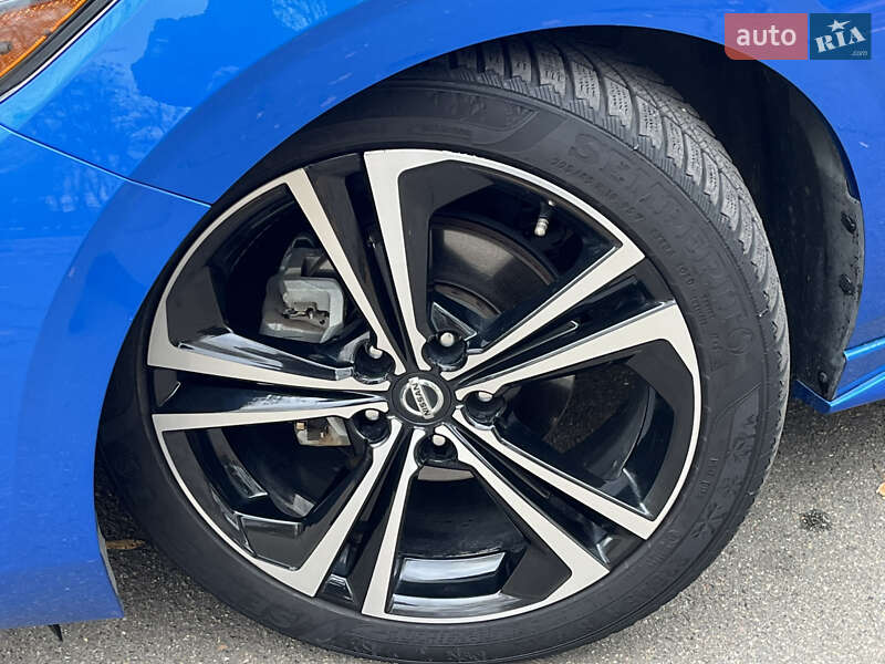 Седан Nissan Sentra 2020 в Києві