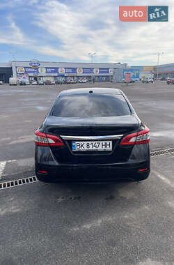 Седан Nissan Sentra 2015 в Полтаві