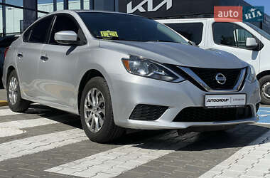 Седан Nissan Sentra 2018 в 