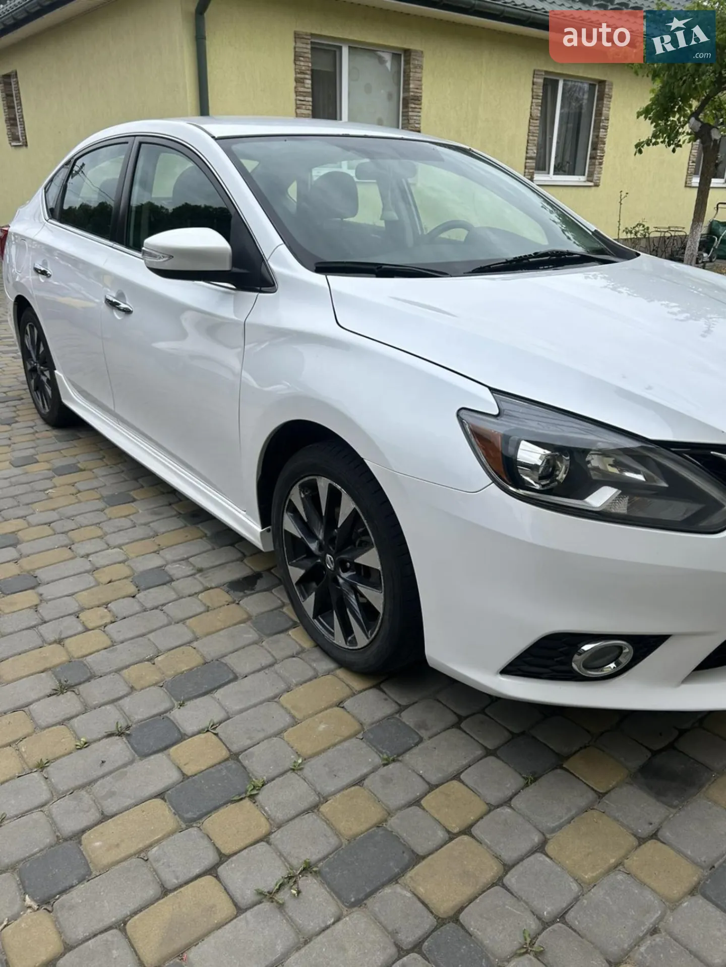 2017 Nissan Sentra - мініатюра 9