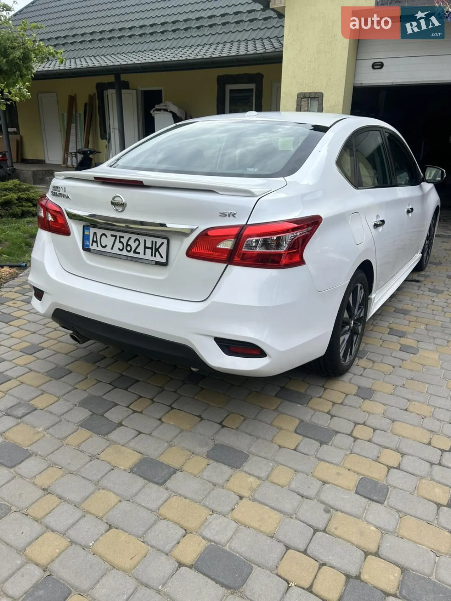 2017 Nissan Sentra - мініатюра 5