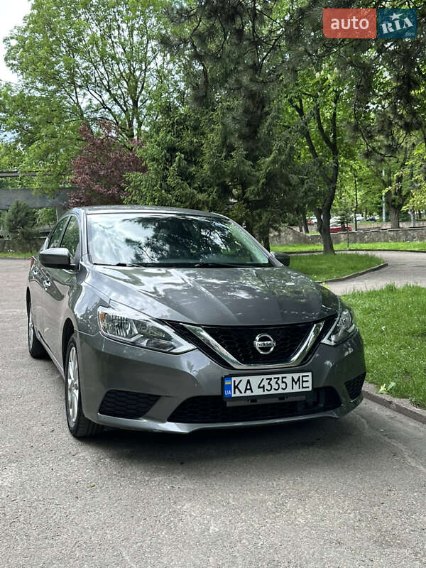 Nissan Sentra 2019