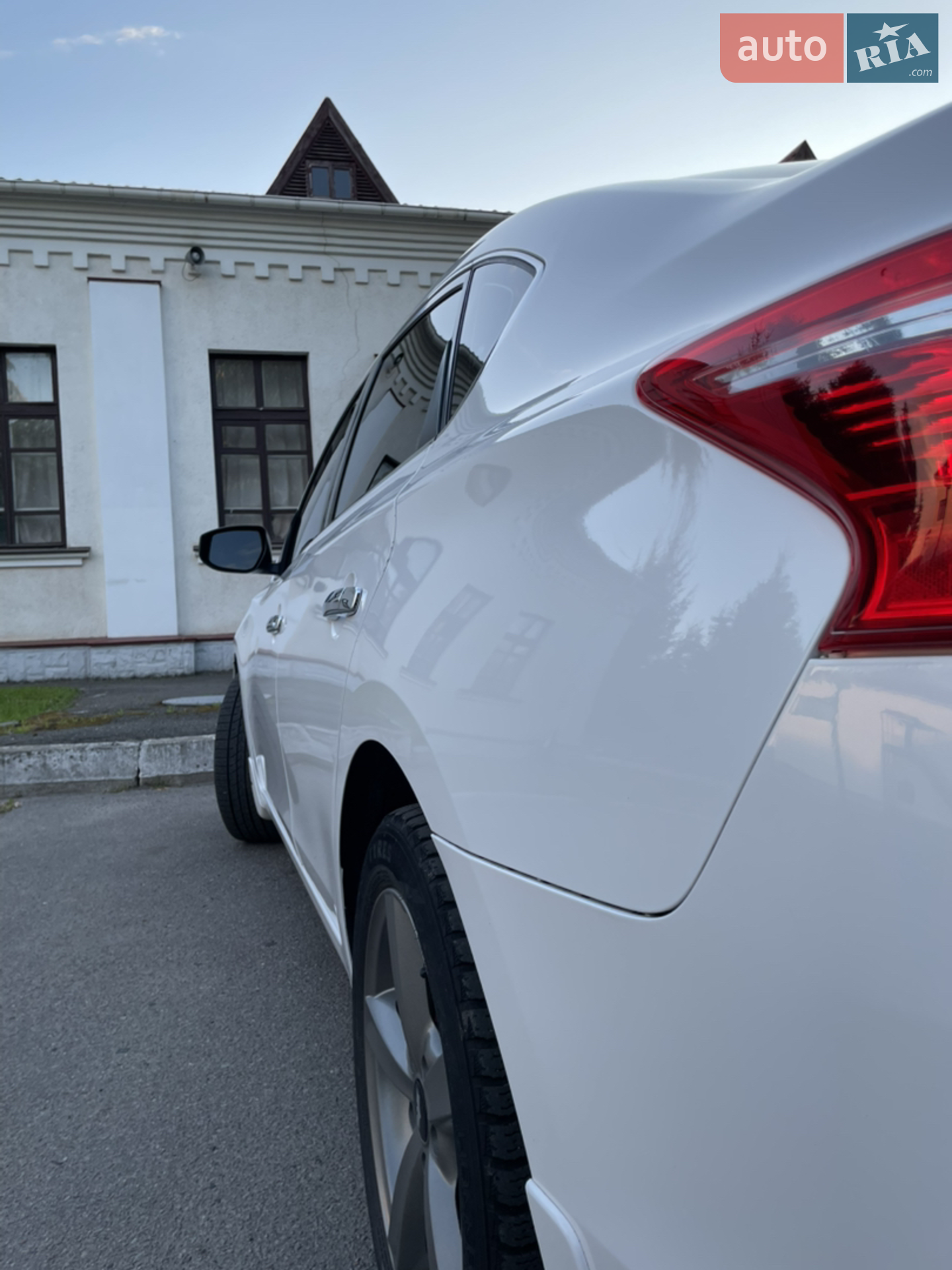 2017 Nissan Sentra - мініатюра 14