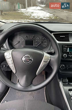 Седан Nissan Sentra 2017 в 