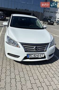 Седан Nissan Sentra 2015 в Львові