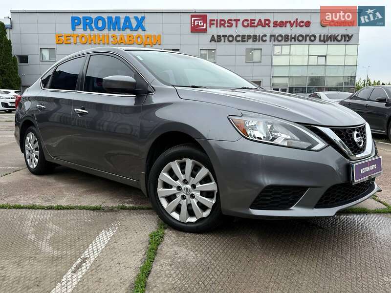Седан Nissan Sentra 2016 в Киеве
