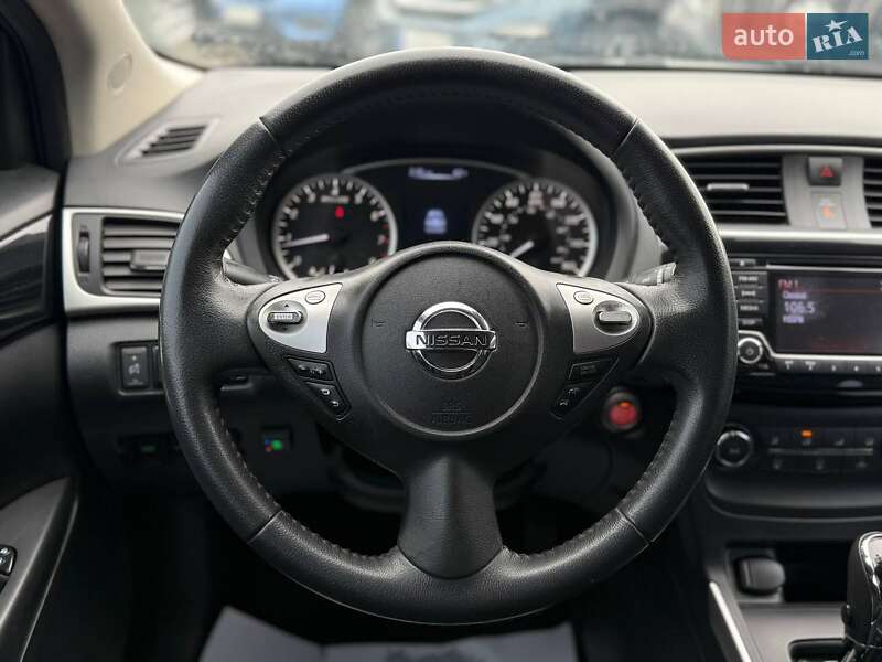 Седан Nissan Sentra 2016 в Киеве