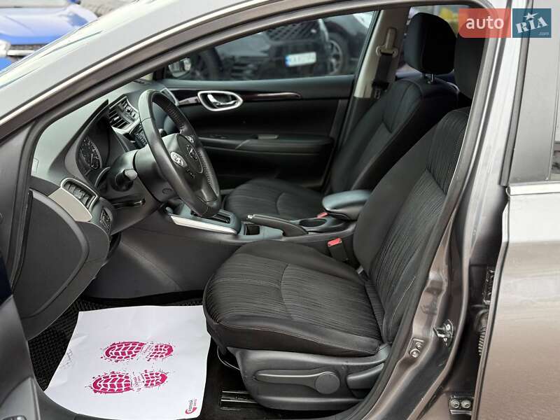 Седан Nissan Sentra 2016 в Киеве
