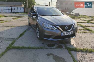 Седан Nissan Sentra 2016 в Синельниковому