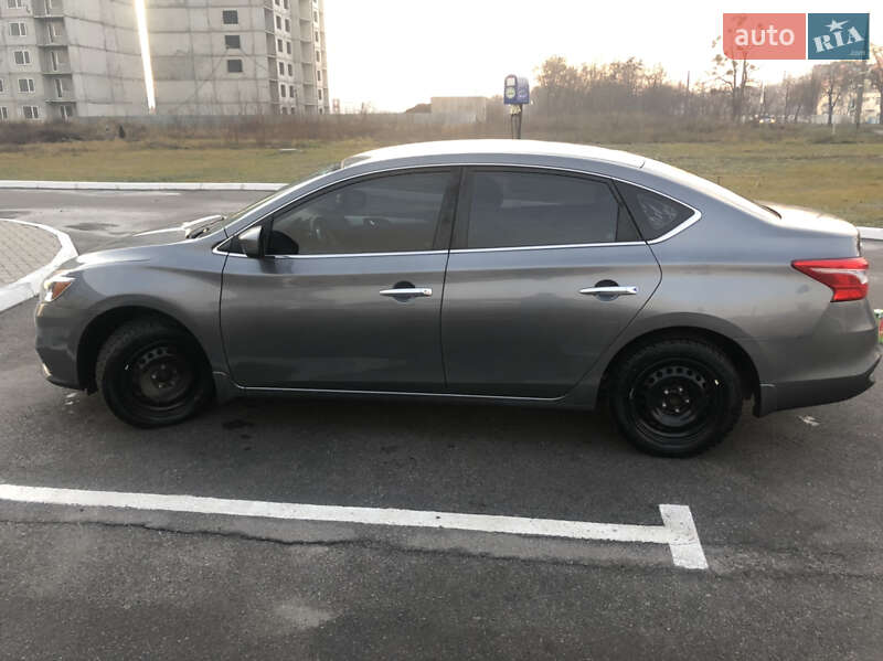 Седан Nissan Sentra 2017 в Полтаві