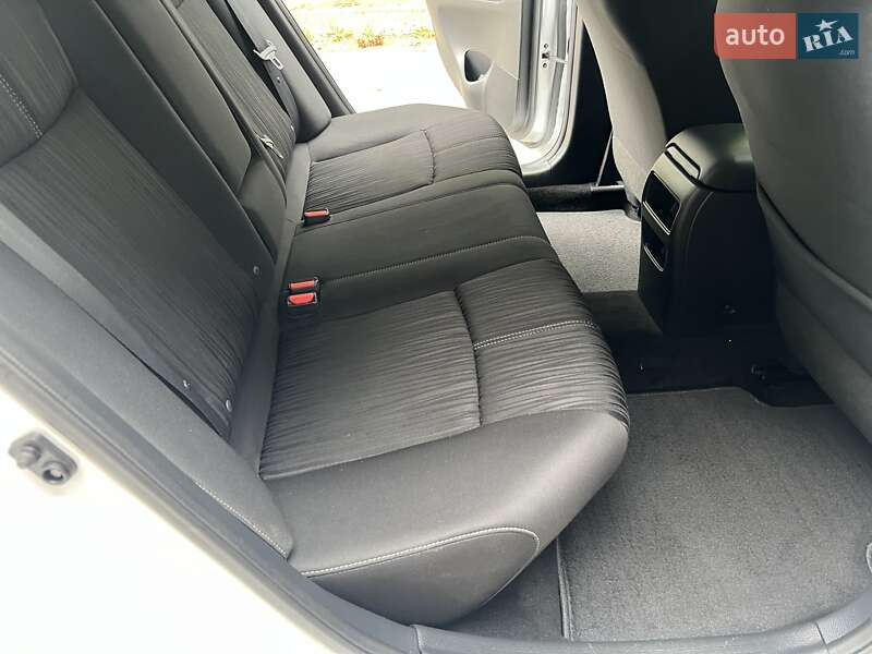 Седан Nissan Sentra 2018 в Днепре фото 30 Седан Nissan Sentra 2018 в Днепре