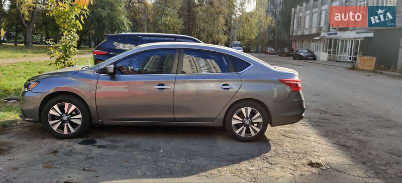 Седан Nissan Sentra 2016 в Києві