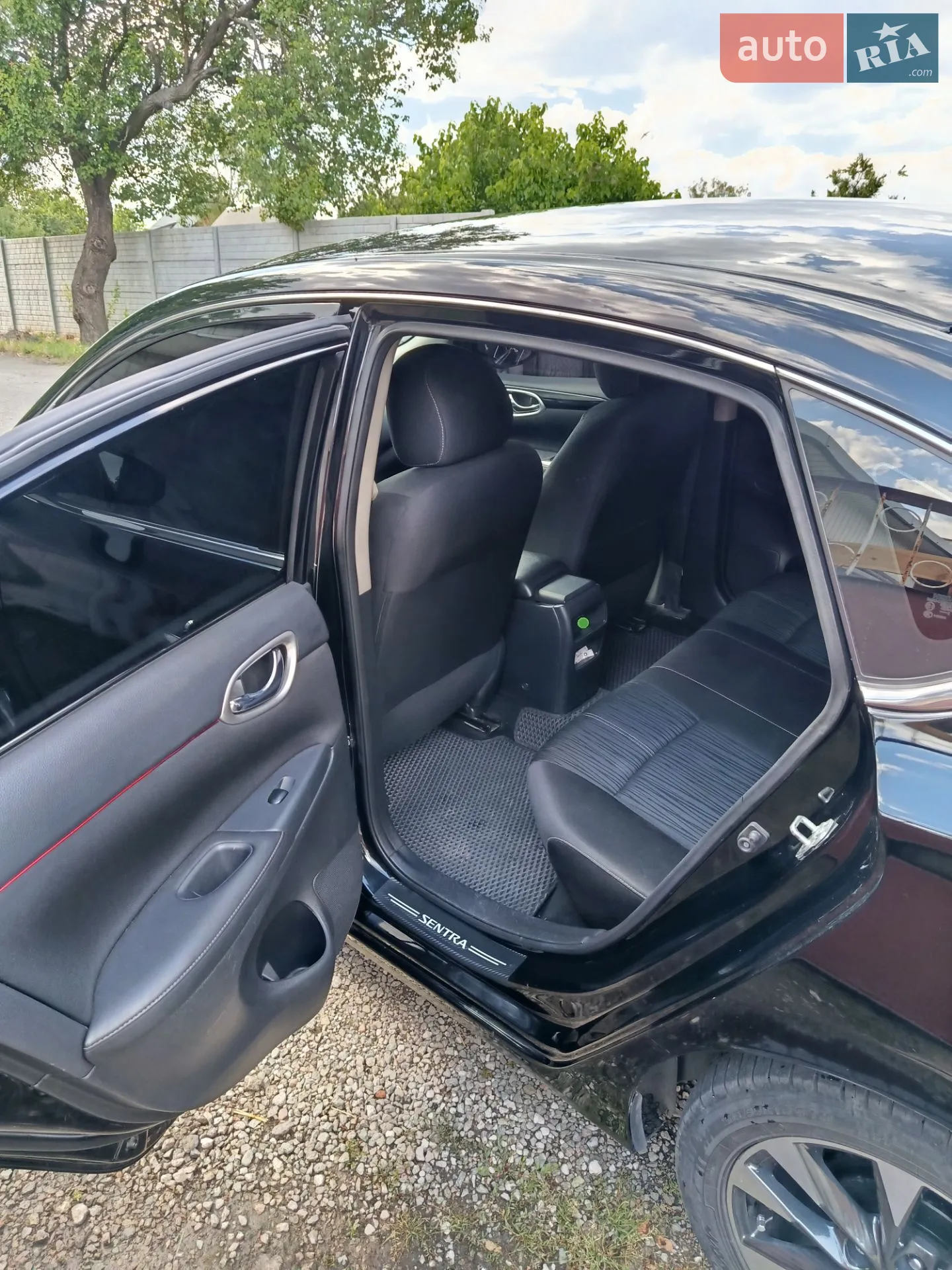 2017 Nissan Sentra - мініатюра 5