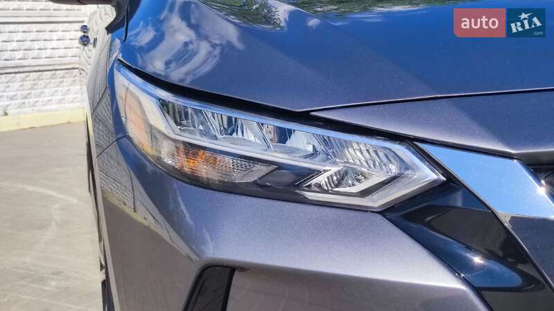 Седан Nissan Sentra 2020 в Ровно