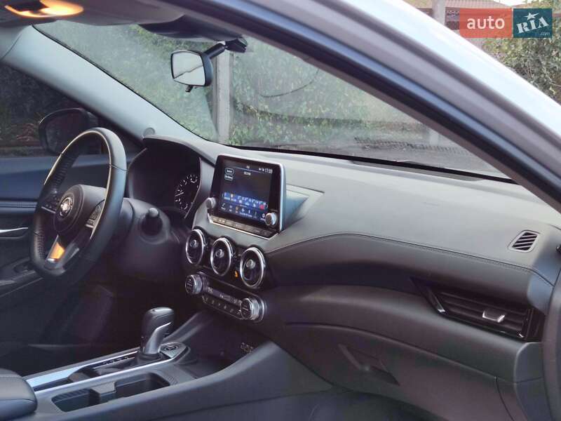 Седан Nissan Sentra 2021 в Кривому Розі