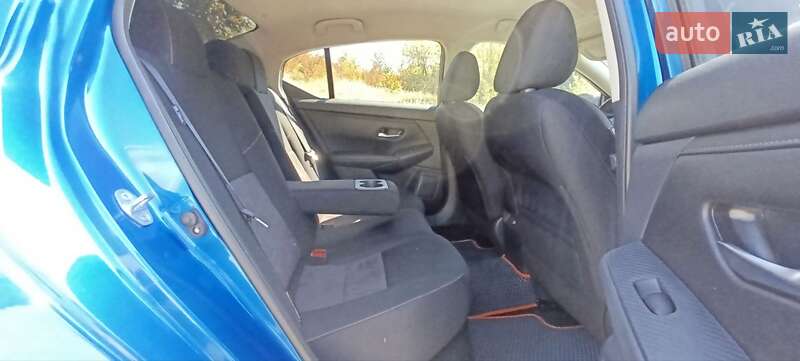 Седан Nissan Sentra 2022 в Києві фото 20 Седан Nissan Sentra 2022 в Києві