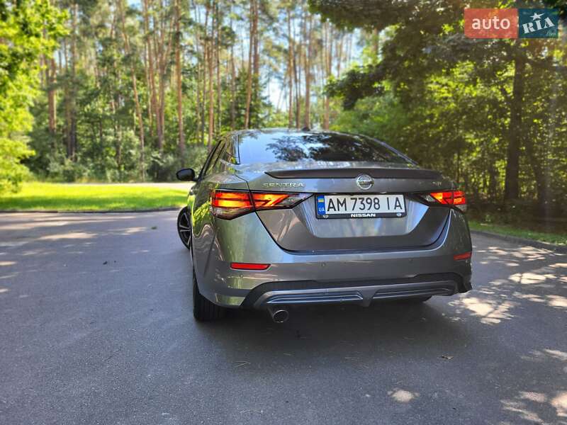 Седан Nissan Sentra 2021 в Житомирі