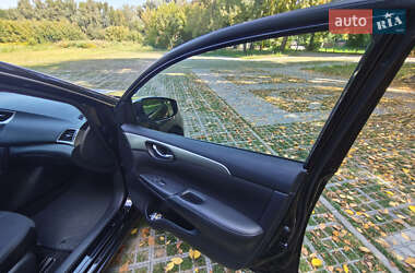 Седан Nissan Sentra 2017 в 