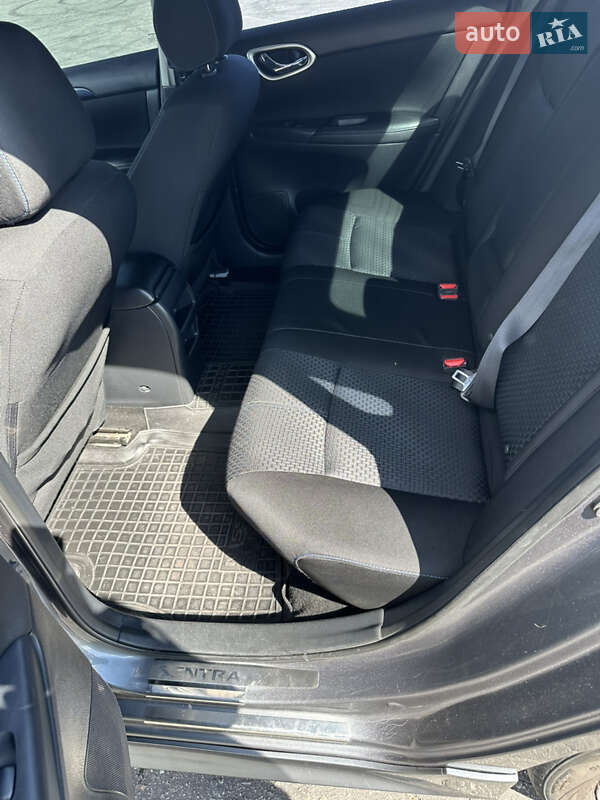 Седан Nissan Sentra 2016 в Кам'янському