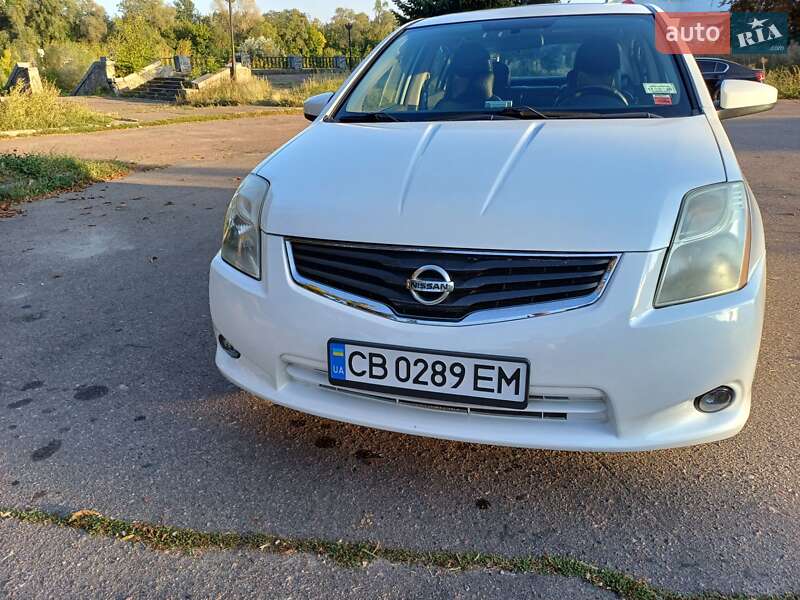 Седан Nissan Sentra 2012 в Чернігові