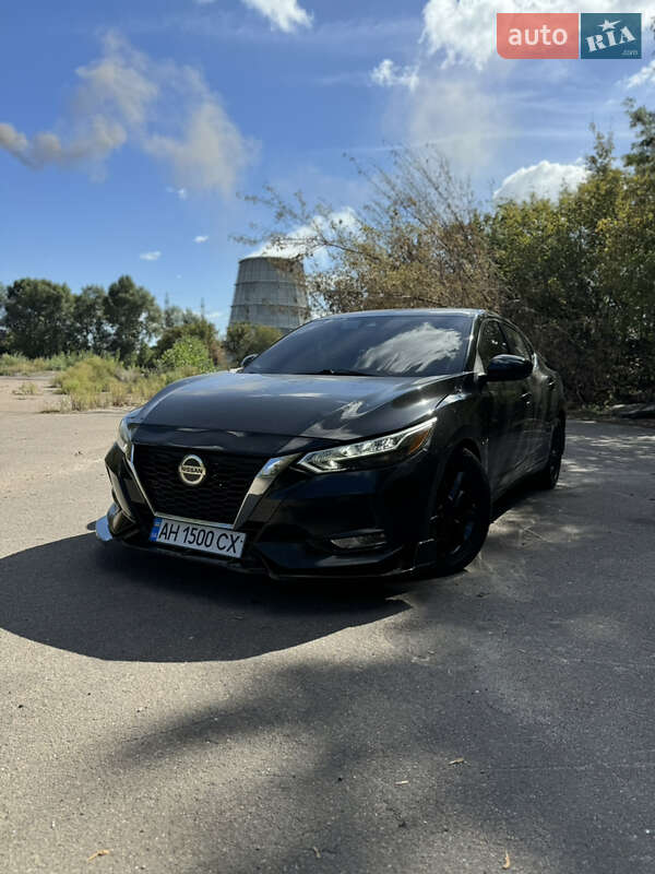Седан Nissan Sentra 2020 в Черкасах