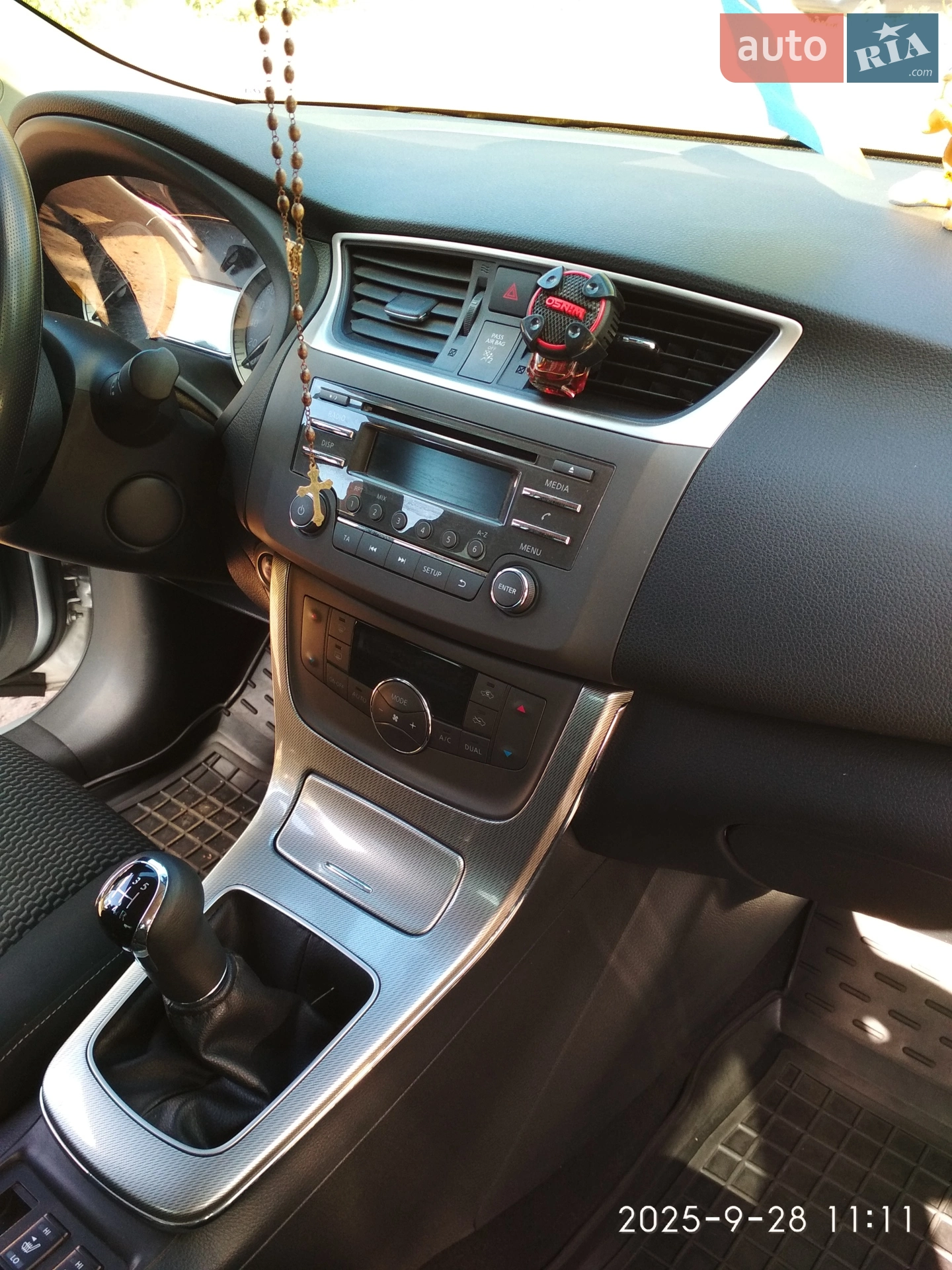 2015 Nissan Sentra - мініатюра 13