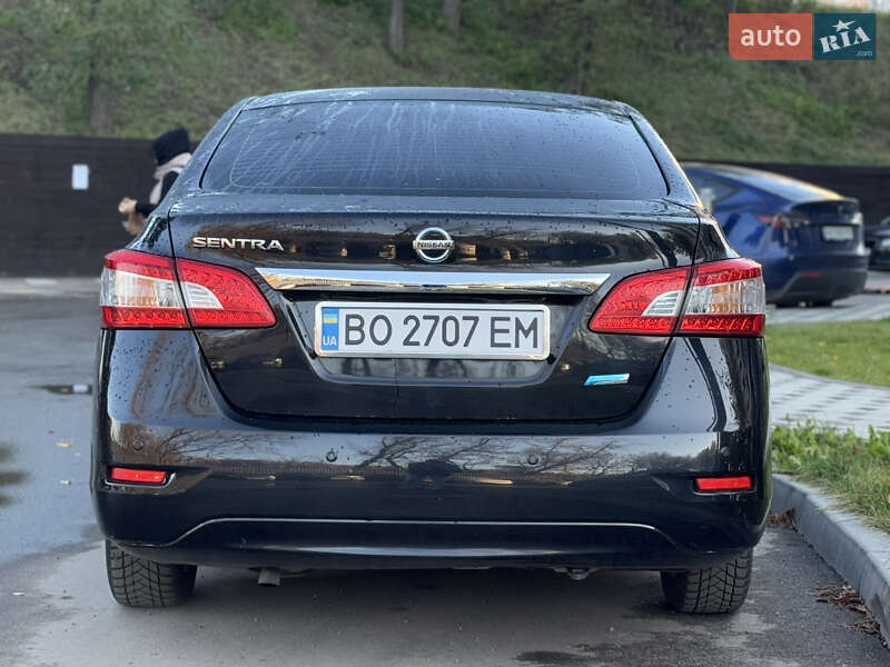 Седан Nissan Sentra 2013 в Києві