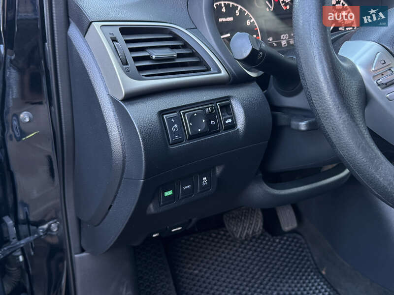 Седан Nissan Sentra 2013 в Києві