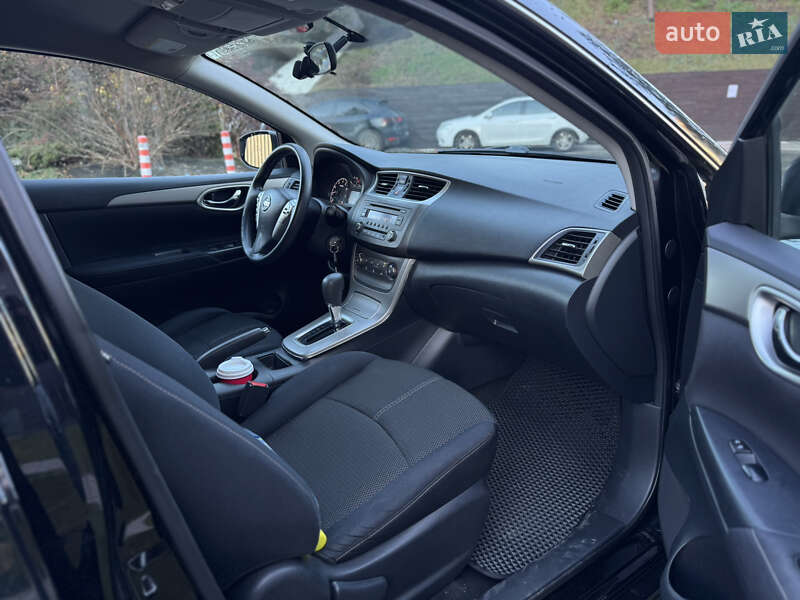 Седан Nissan Sentra 2013 в Києві