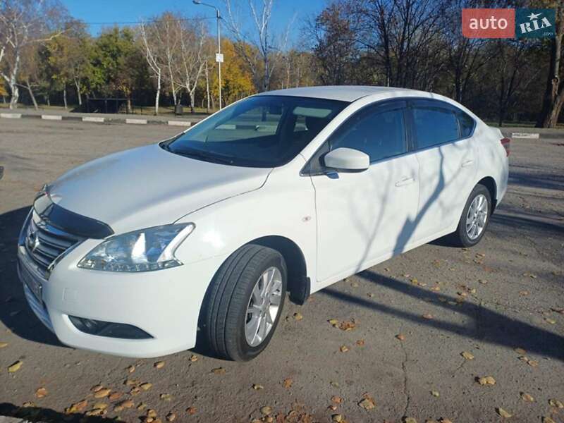 Седан Nissan Sentra 2016 в Запоріжжі
