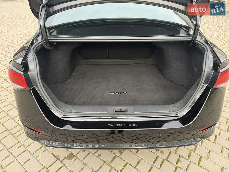Седан Nissan Sentra 2020 в Киеве