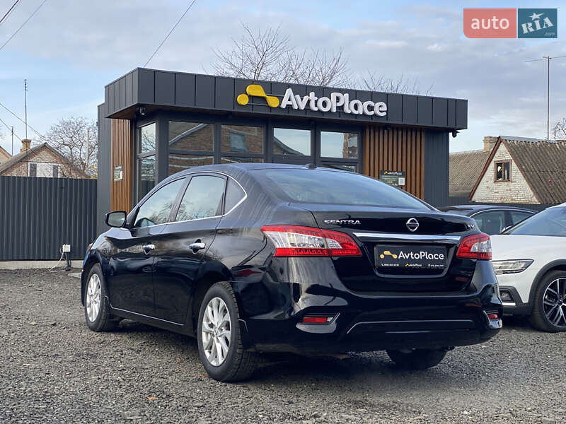 Седан Nissan Sentra 2019 в Луцке