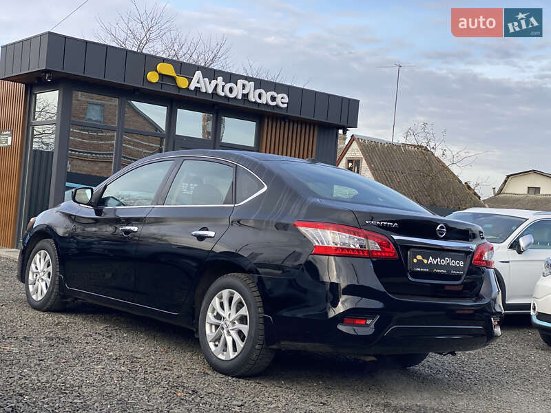 Седан Nissan Sentra 2019 в Луцке