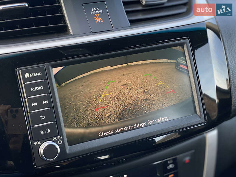 Седан Nissan Sentra 2019 в Луцке