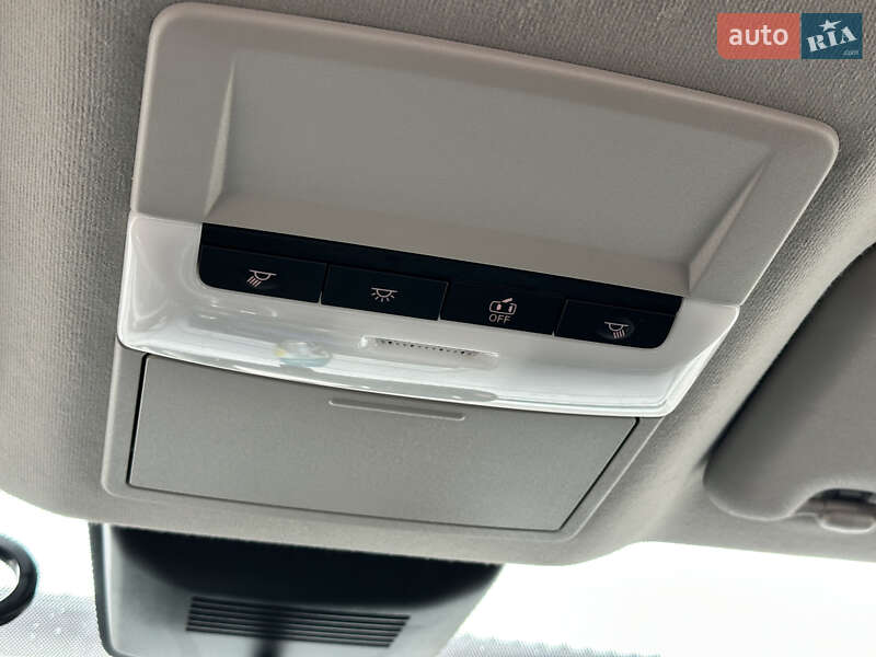 Седан Nissan Sentra 2020 в Ровно