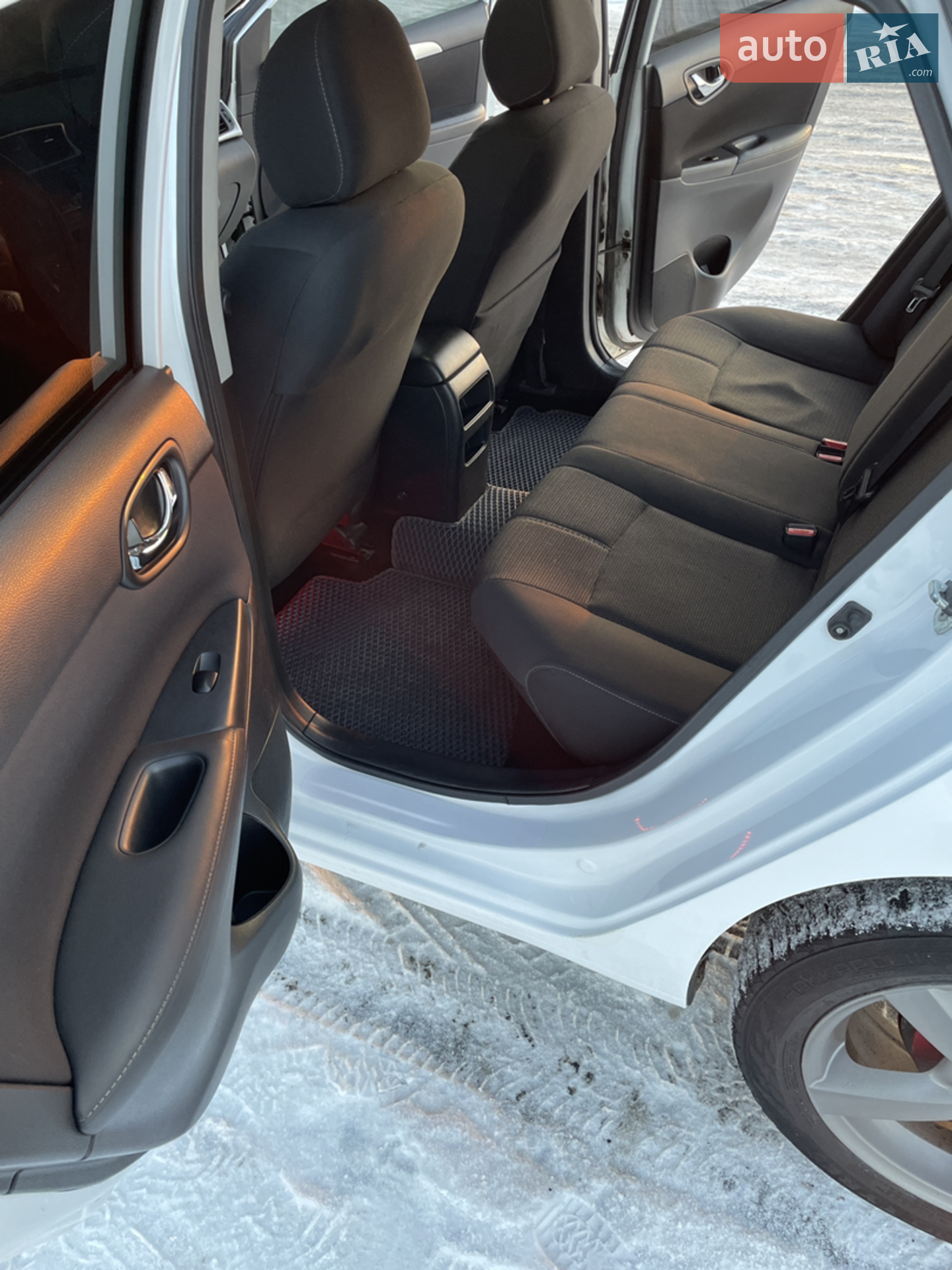 2017 Nissan Sentra - мініатюра 5