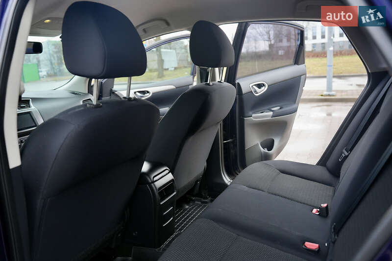 Седан Nissan Sentra 2015 в Киеве