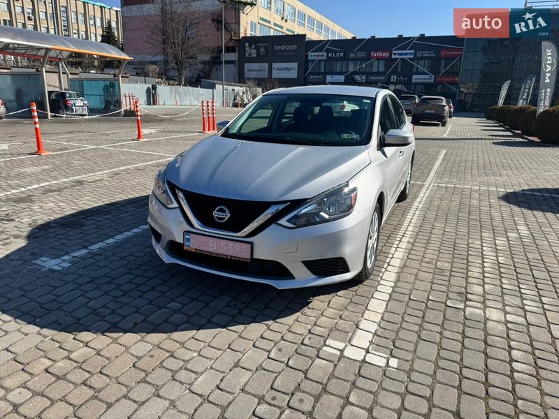 Седан Nissan Sentra 2019 в Львове