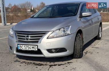 Седан Nissan Sentra 2015 в Львове