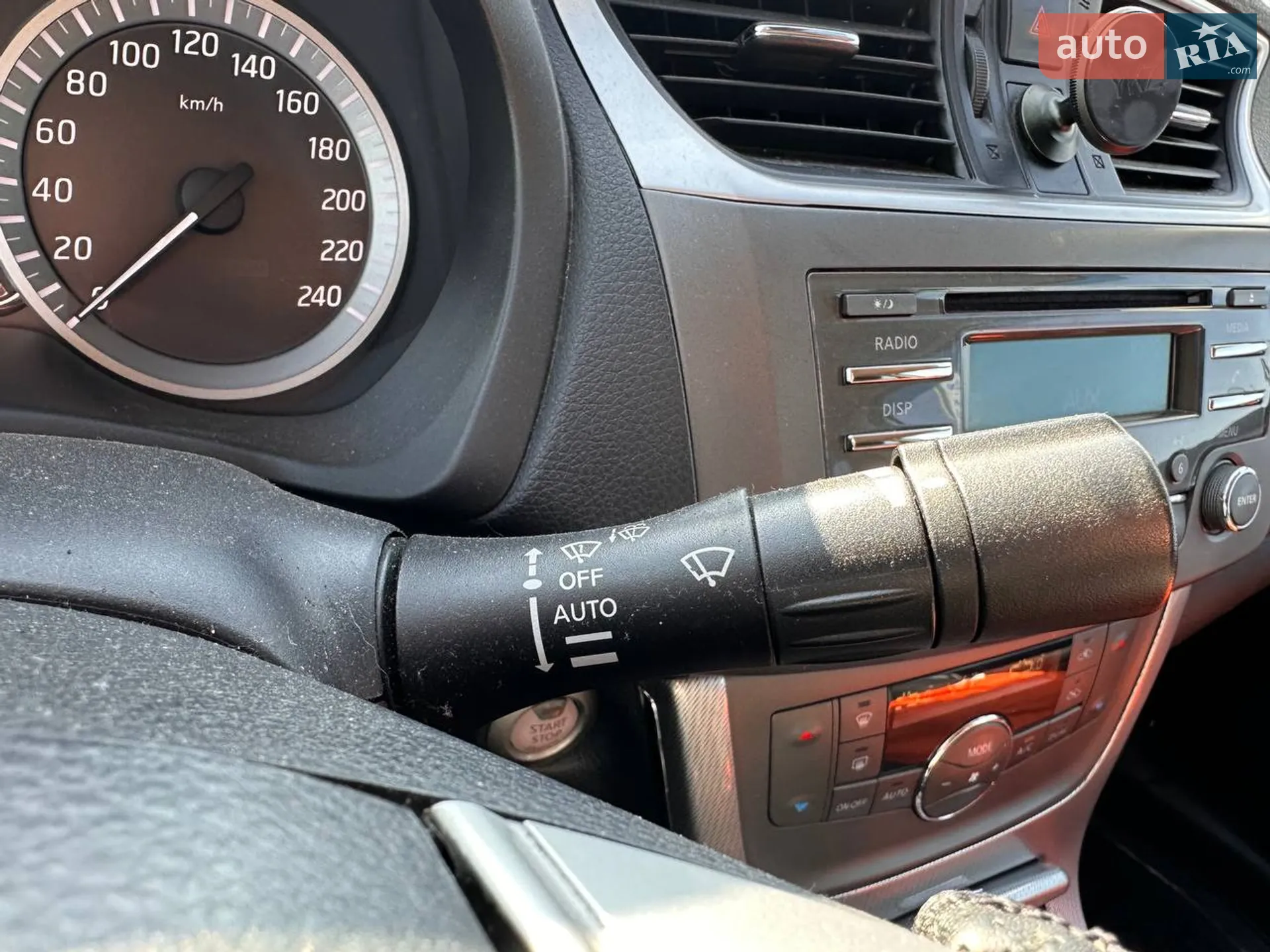 2015 Nissan Sentra - мініатюра 19