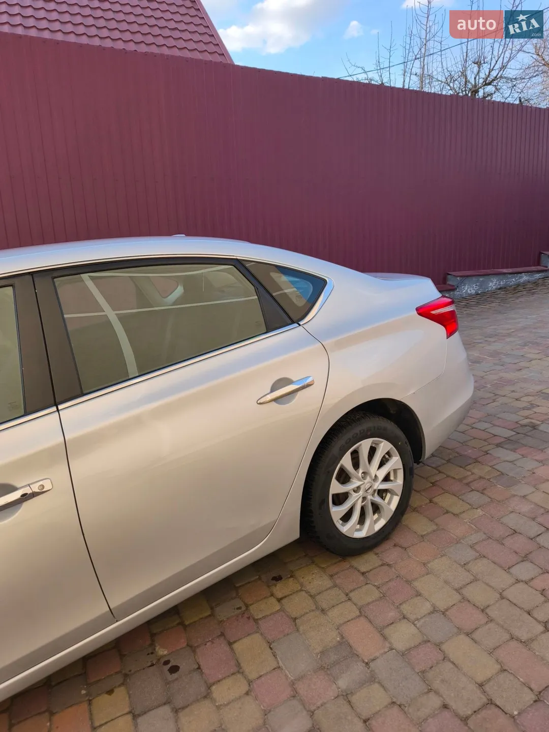 2019 Nissan Sentra - мініатюра 5