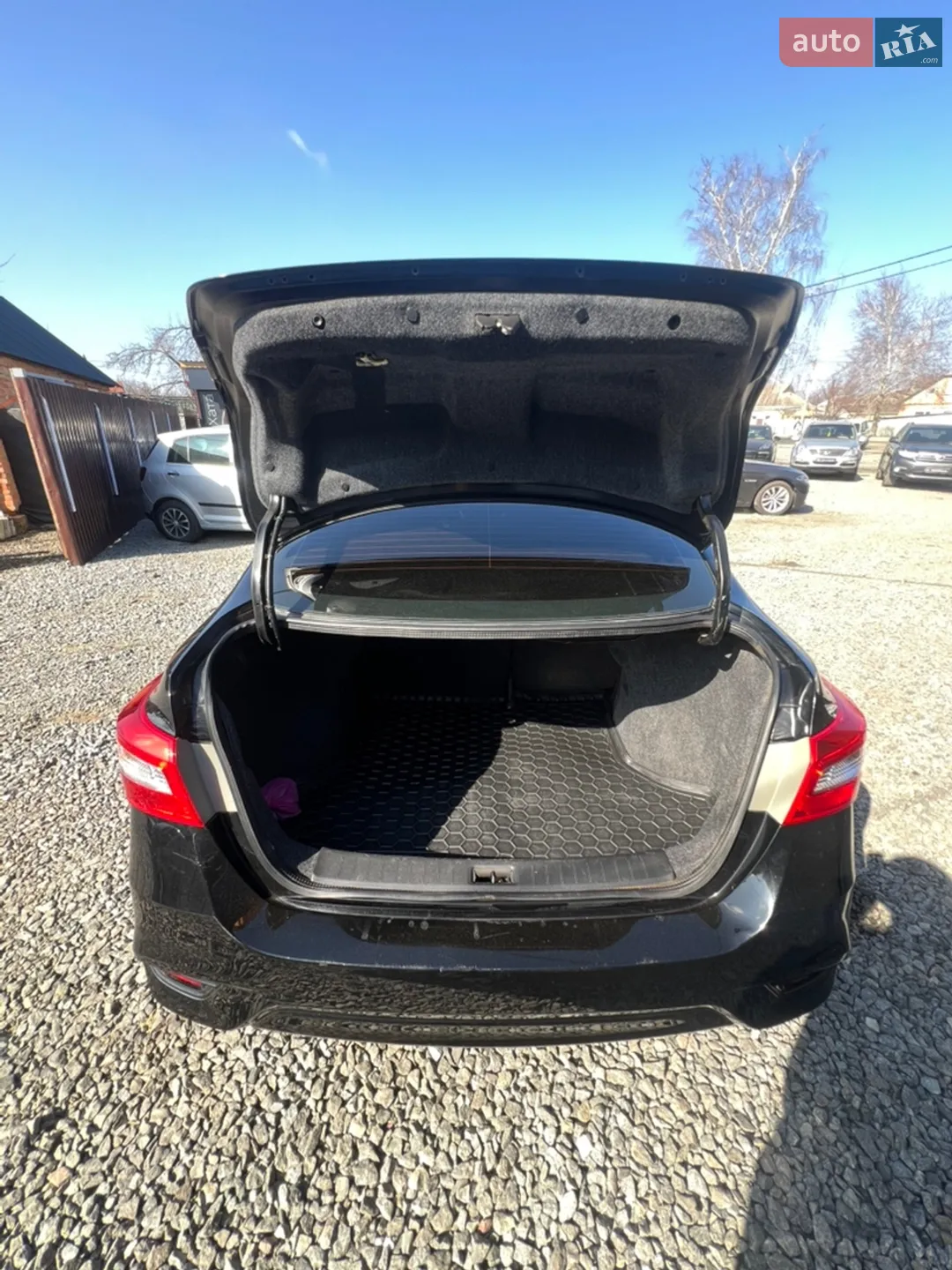 2017 Nissan Sentra - мініатюра 11