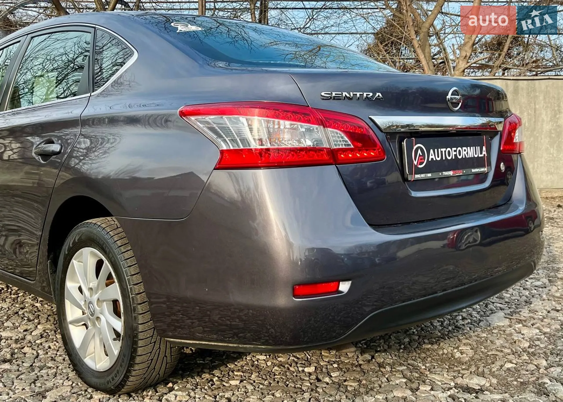 2015 Nissan Sentra - мініатюра 9