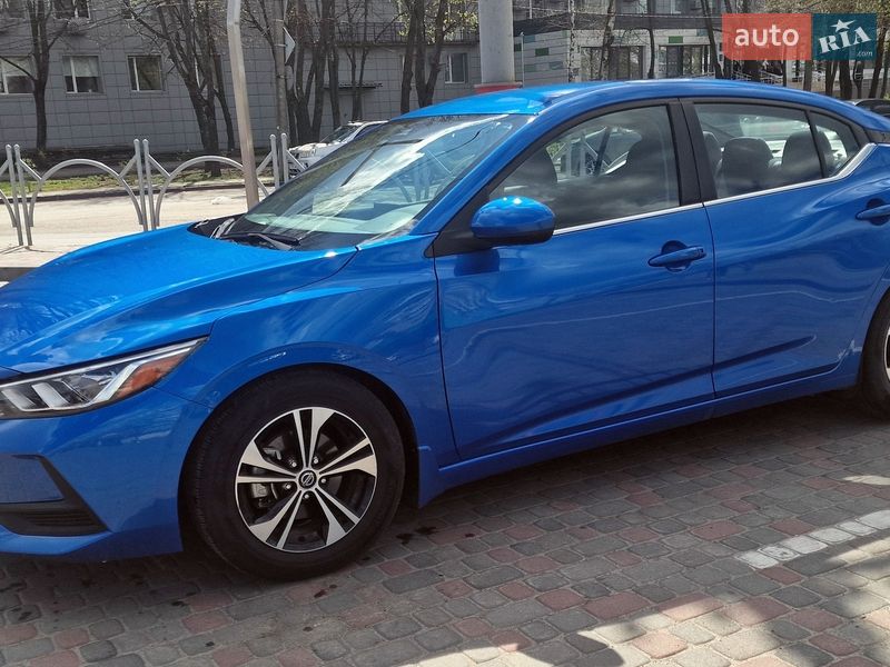Седан Nissan Sentra 2021 в Днепре