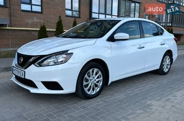 Седан Nissan Sentra 2016 в Житомирі
