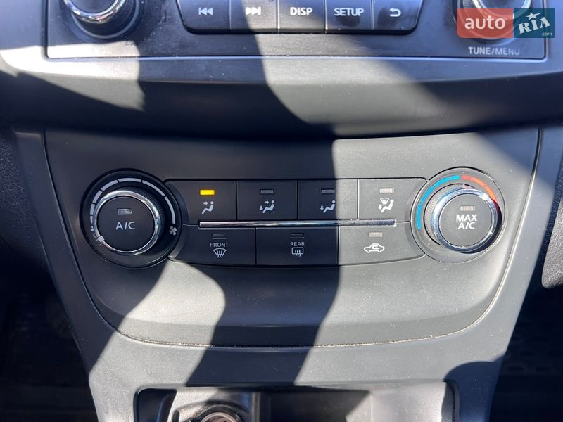 Седан Nissan Sentra 2016 в Киеве фото 26 Седан Nissan Sentra 2016 в Киеве