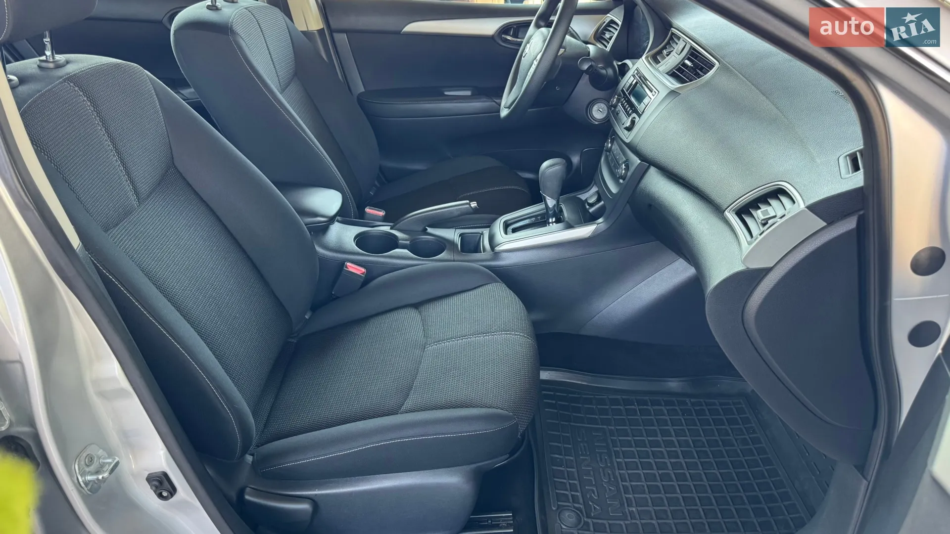 2016 Nissan Sentra - мініатюра 47