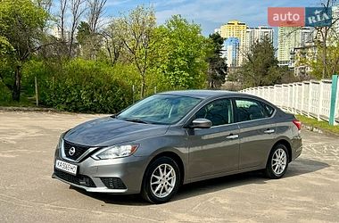Седан Nissan Sentra 2018 в Києві