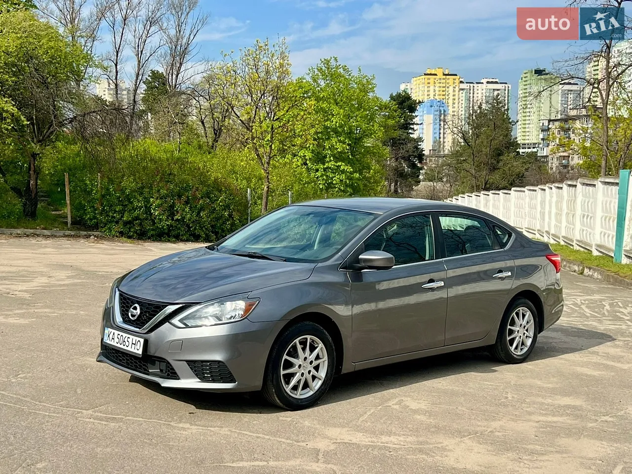 2017 Nissan Sentra - мініатюра 12